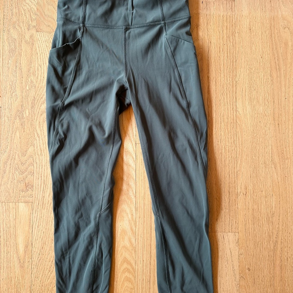 Lululemon leggings army green